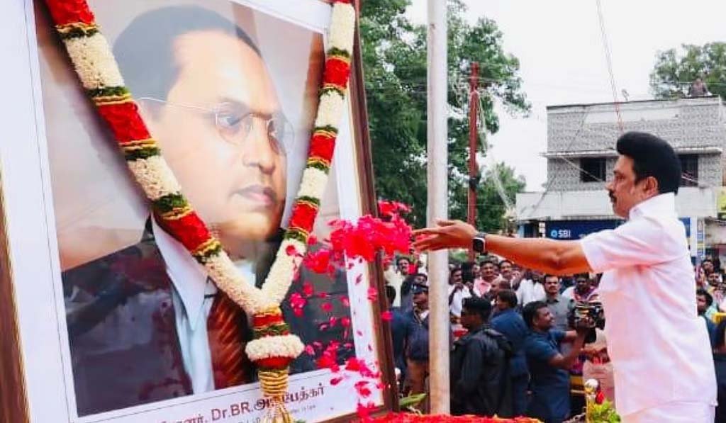 70-வது நினைவு தினம்: அம்பேத்கர் உருவ  படத்திற்கு முதல்வர் ஸ்டாலின் அஞ்சலி